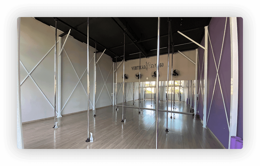 pole dance studio